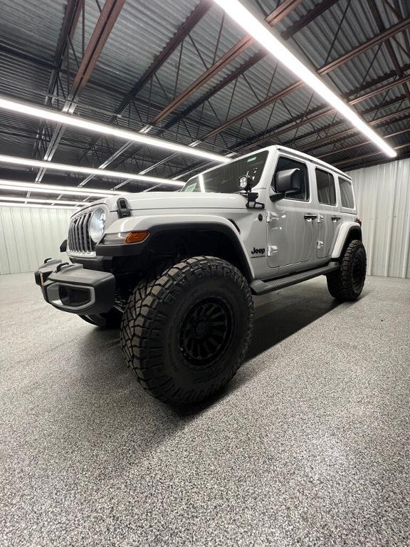 new 2025 Jeep Wrangler car, priced at $67,204