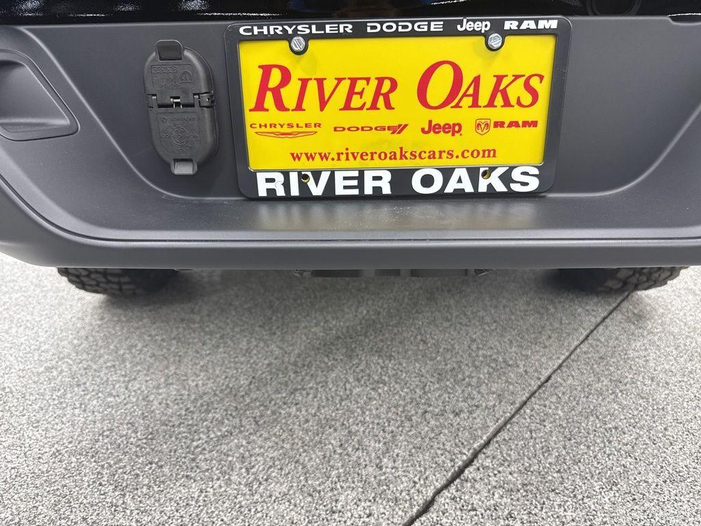 new 2026 Jeep Gladiator car, priced at $47,486