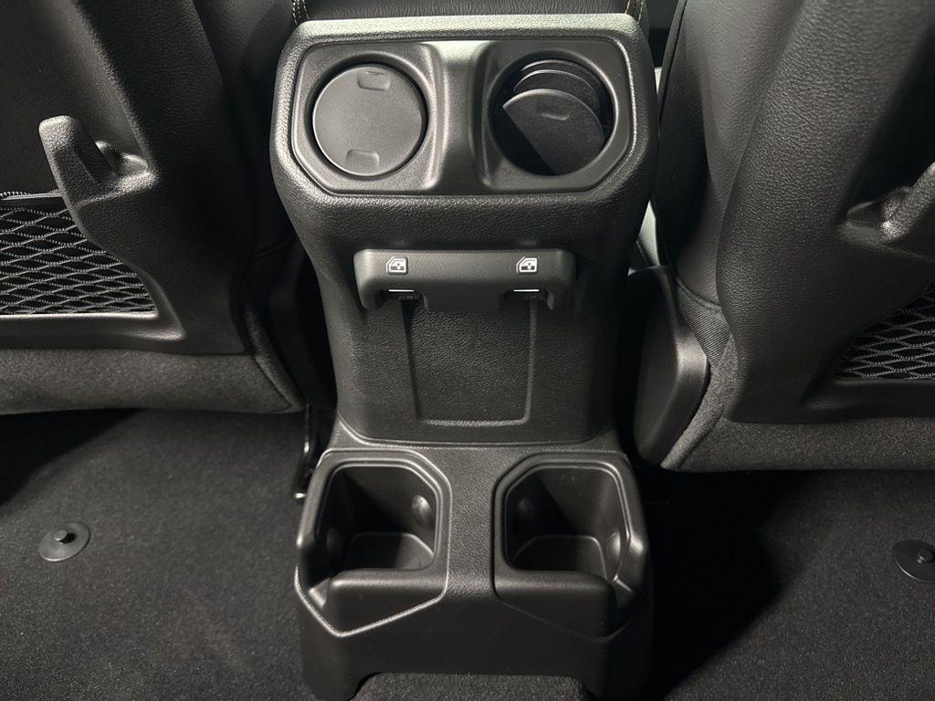 new 2026 Jeep Gladiator car, priced at $47,486