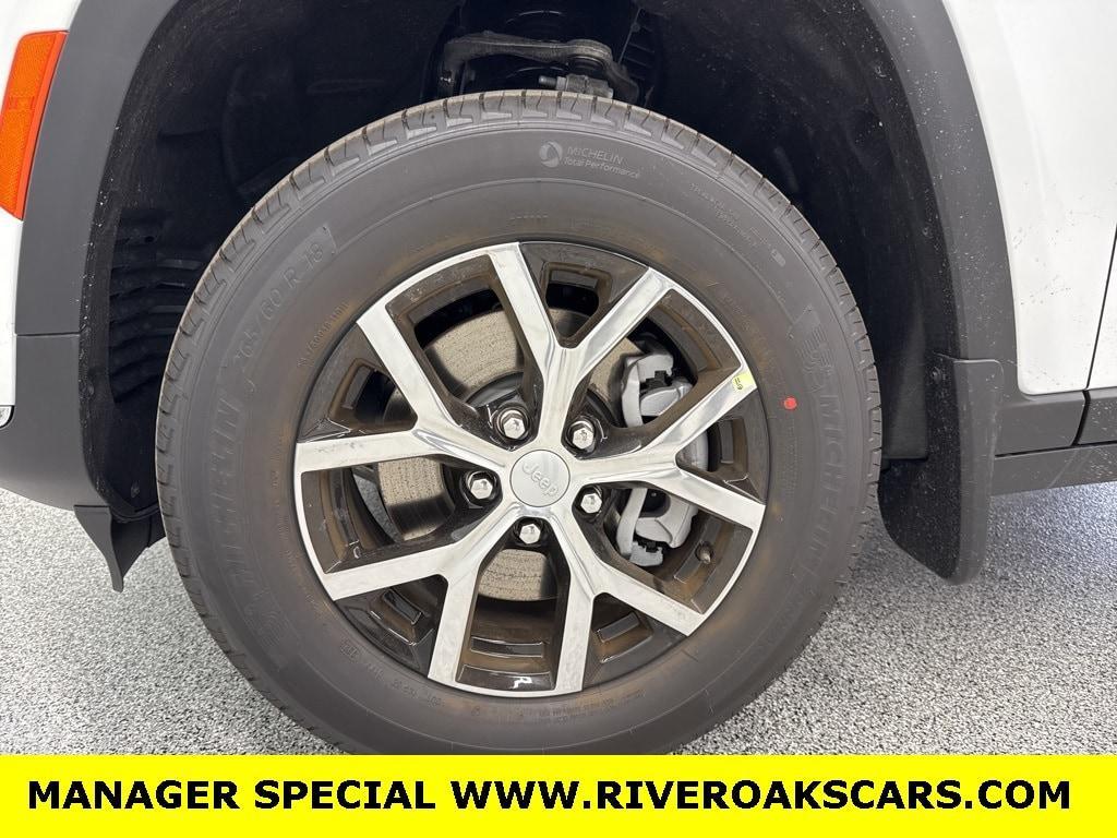 used 2025 Jeep Grand Cherokee L car, priced at $39,486