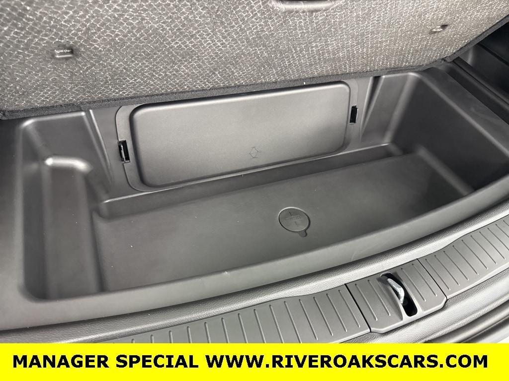 used 2025 Jeep Grand Cherokee L car, priced at $39,486