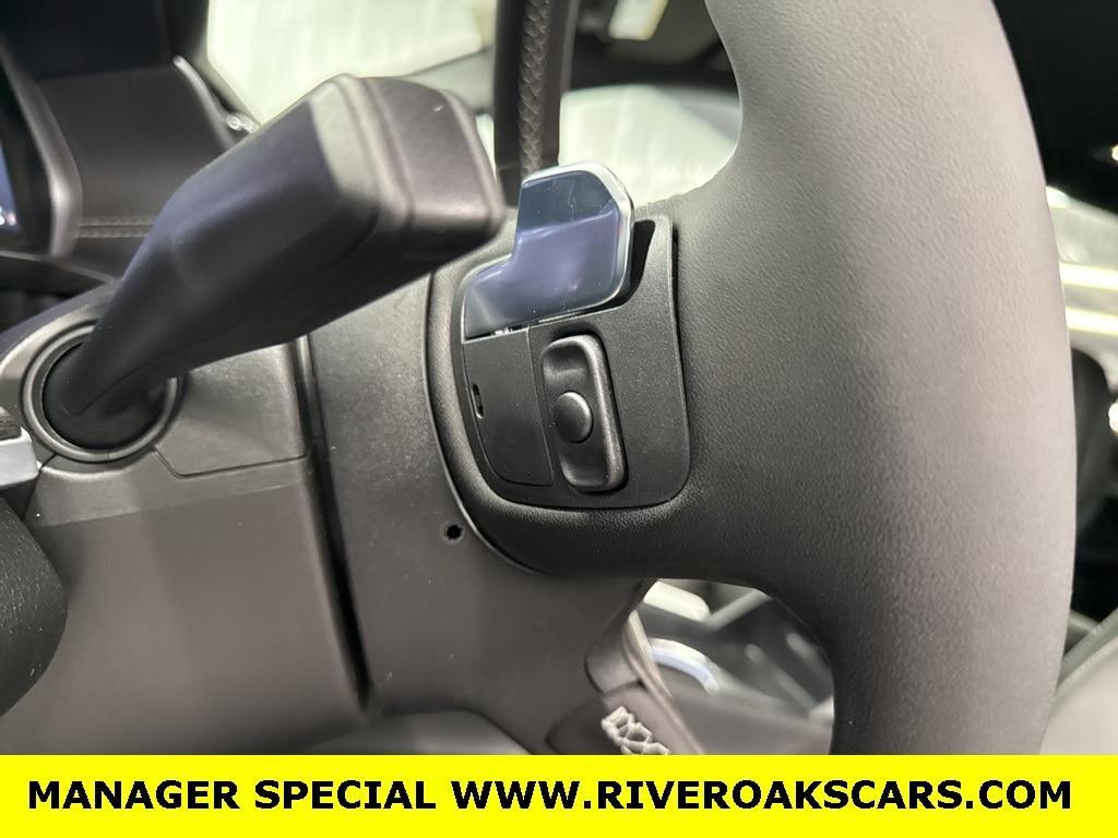 used 2025 Jeep Grand Cherokee L car, priced at $39,486