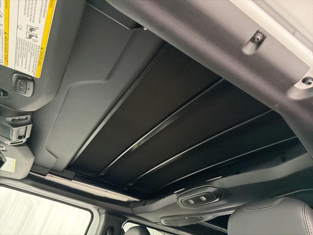 new 2025 Jeep Wrangler car, priced at $61,078