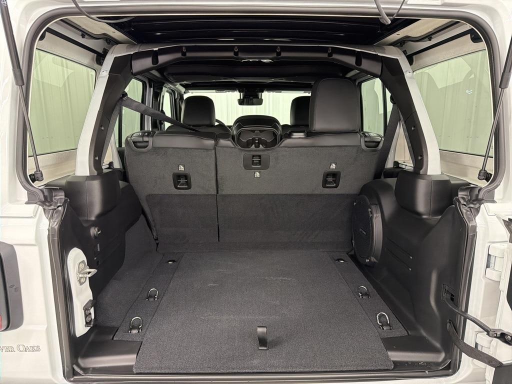 new 2025 Jeep Wrangler car, priced at $61,078