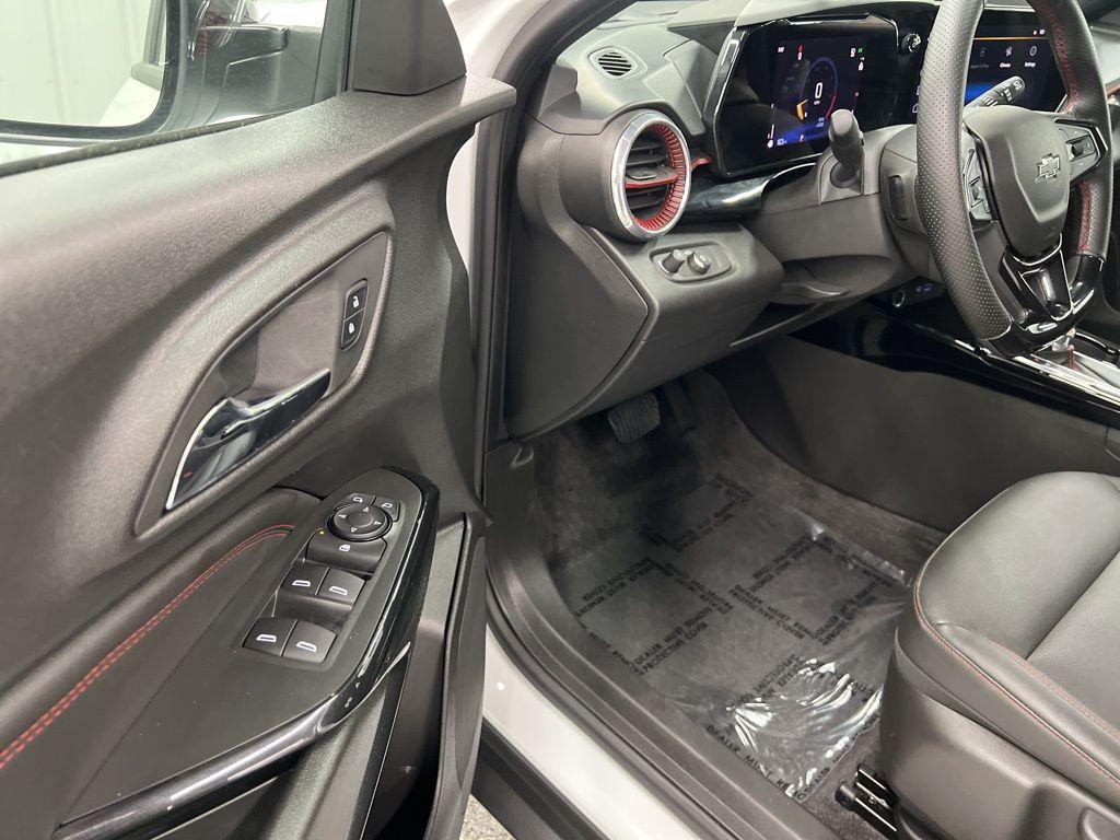 used 2024 Chevrolet Trax car, priced at $20,986