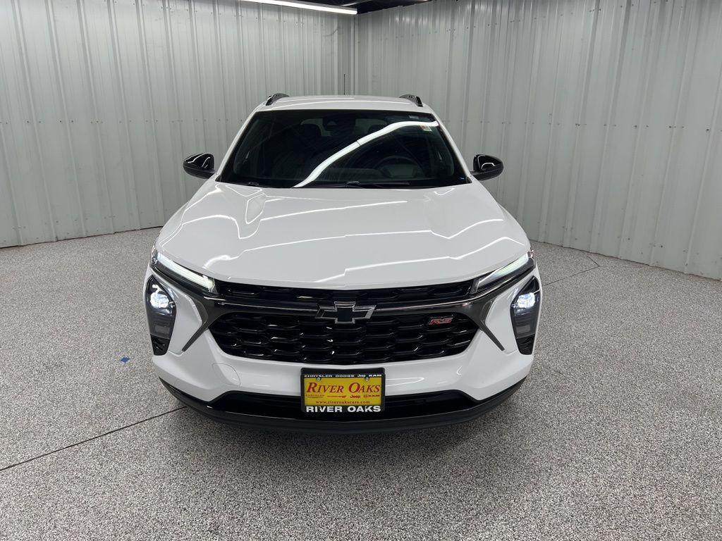 used 2024 Chevrolet Trax car, priced at $20,986