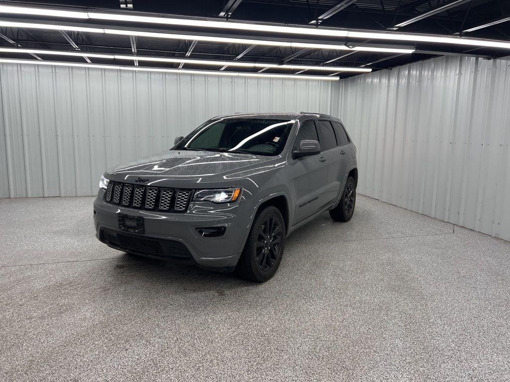 used 2021 Jeep Grand Cherokee car, priced at $19,888