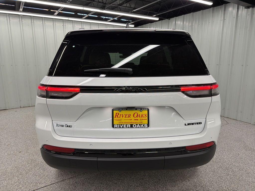 new 2025 Jeep Grand Cherokee car