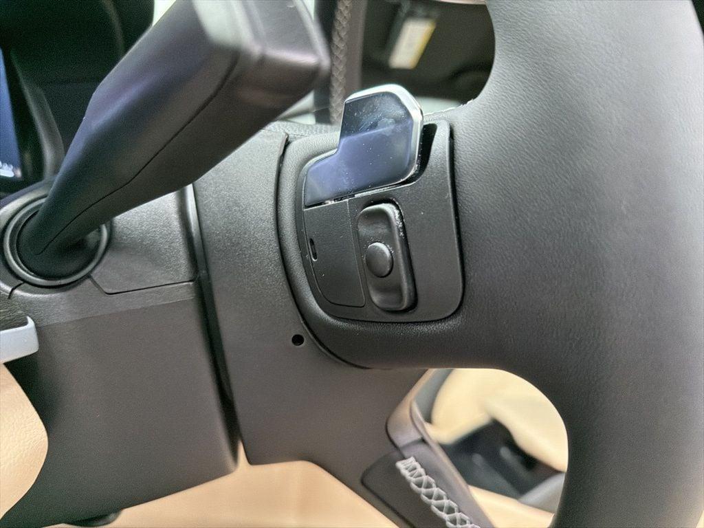 new 2025 Jeep Grand Cherokee car