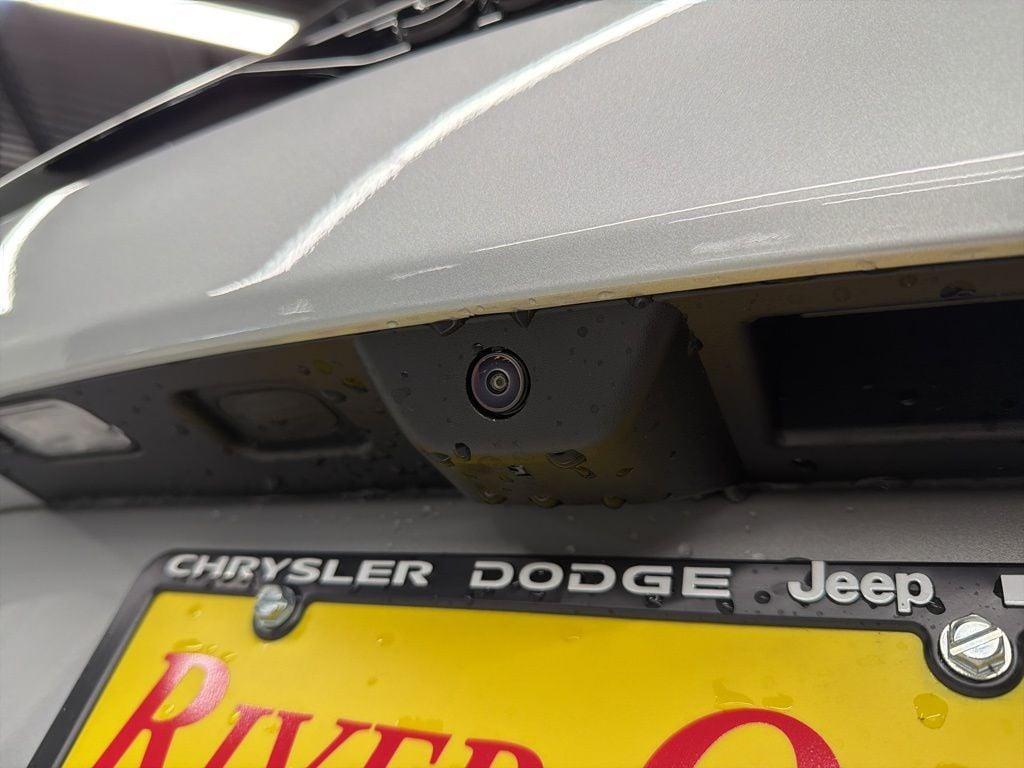 new 2025 Jeep Grand Cherokee car, priced at $43,101