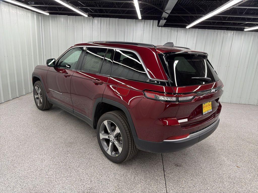 new 2026 Jeep Grand Cherokee car, priced at $49,910