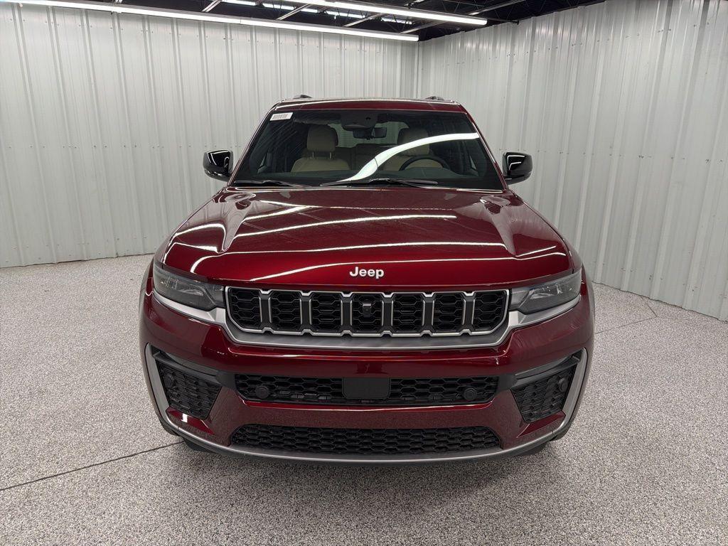 new 2026 Jeep Grand Cherokee car, priced at $49,910