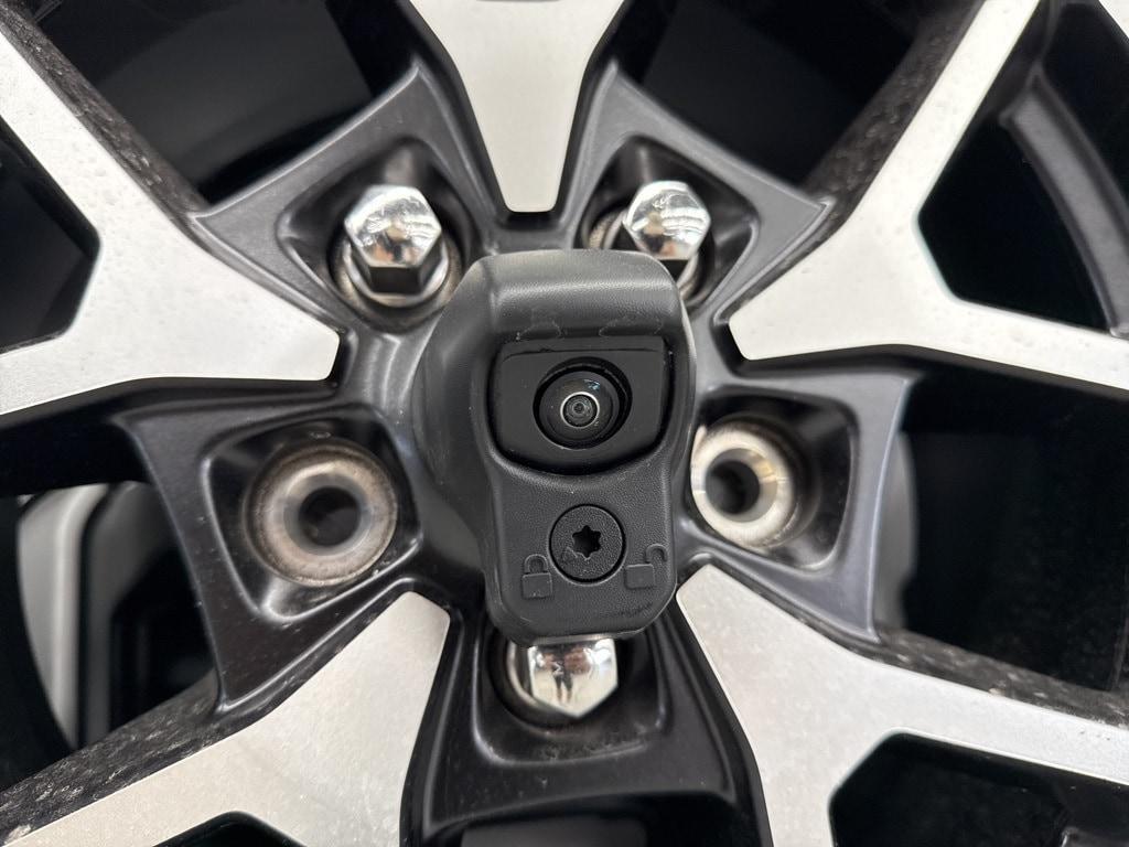 new 2025 Jeep Wrangler car, priced at $47,004