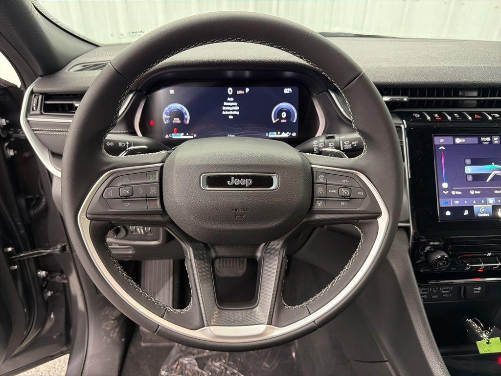 new 2026 Jeep Grand Cherokee car, priced at $37,235