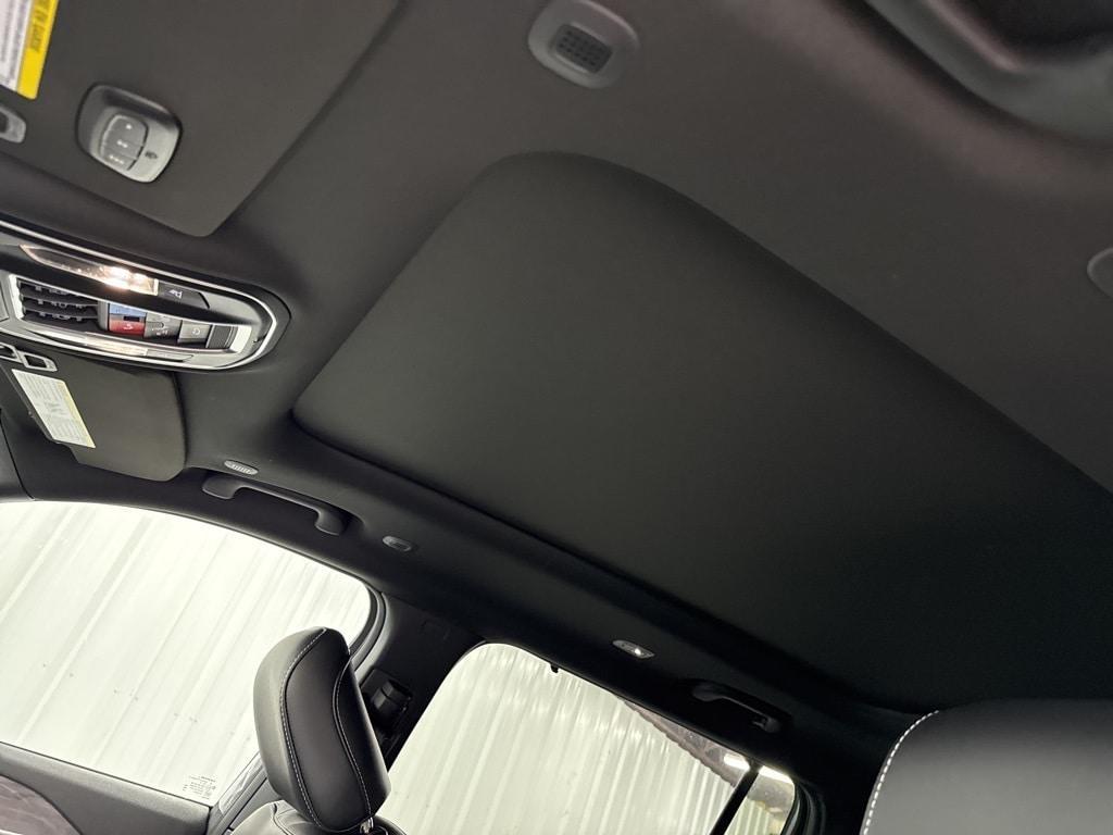 new 2025 Jeep Grand Cherokee L car, priced at $44,172