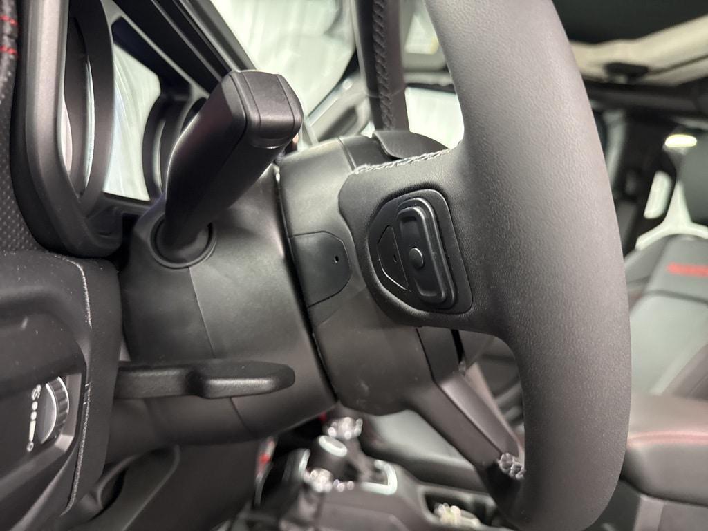 new 2025 Jeep Gladiator car, priced at $54,200