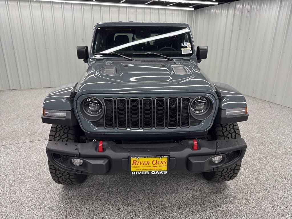 new 2025 Jeep Gladiator car, priced at $54,200