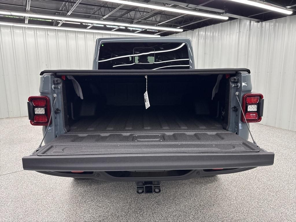 new 2025 Jeep Gladiator car, priced at $54,200