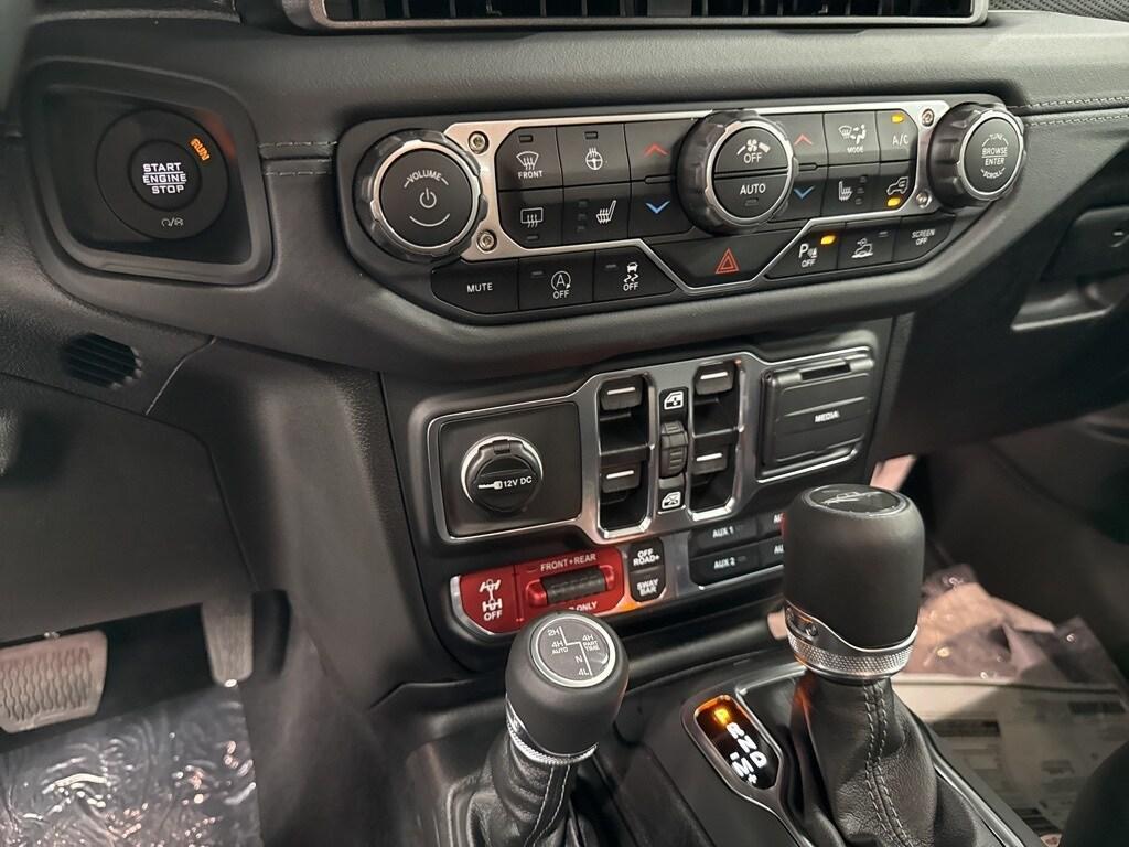 new 2025 Jeep Gladiator car, priced at $54,200