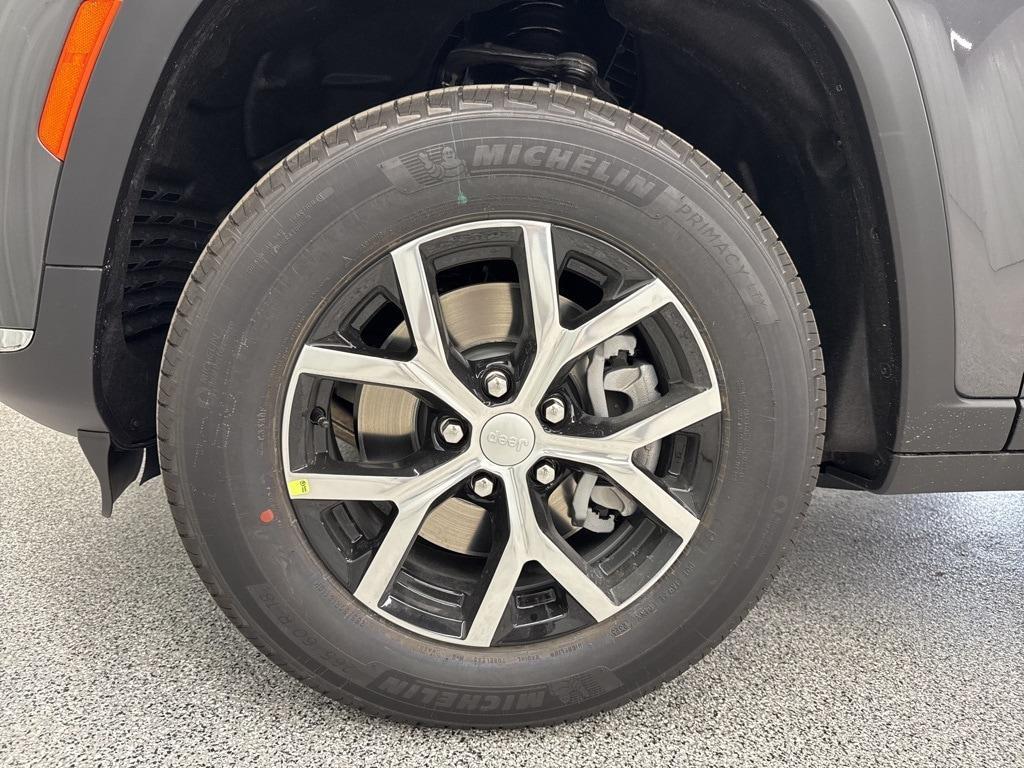 used 2025 Jeep Grand Cherokee L car, priced at $41,985