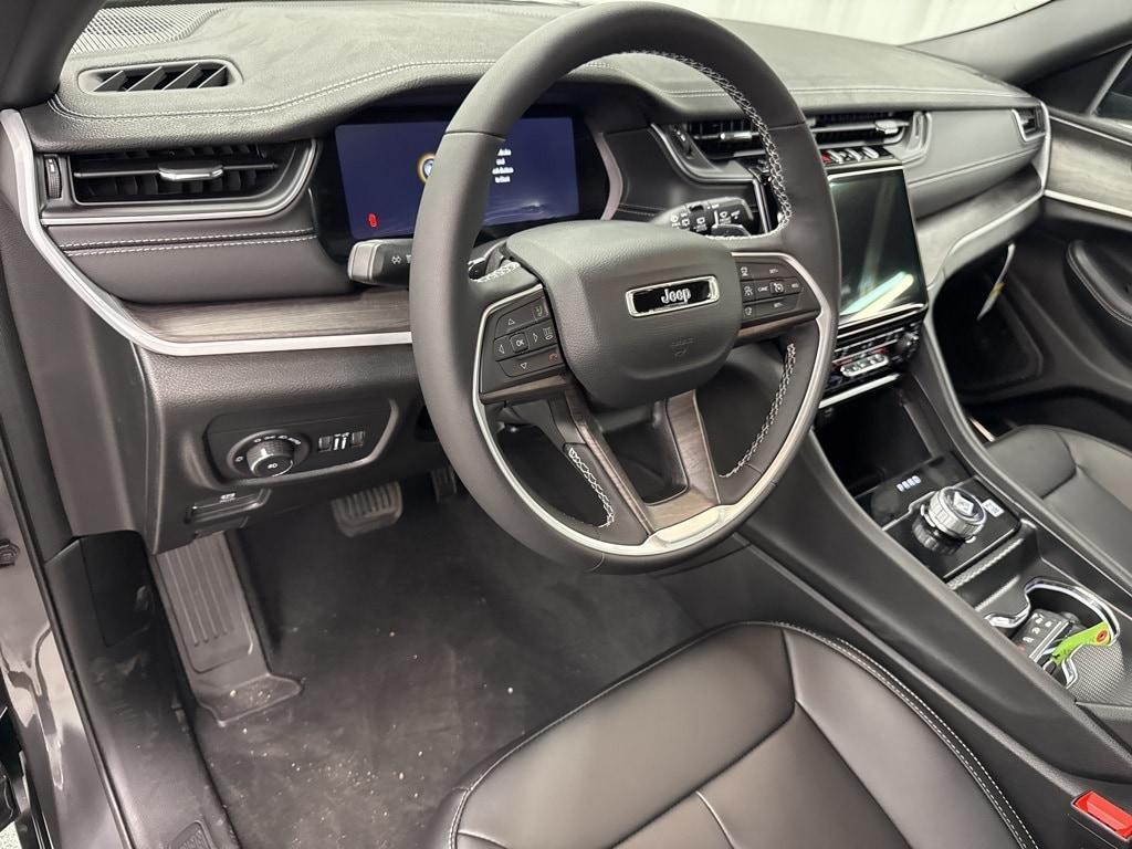 used 2025 Jeep Grand Cherokee L car, priced at $41,985