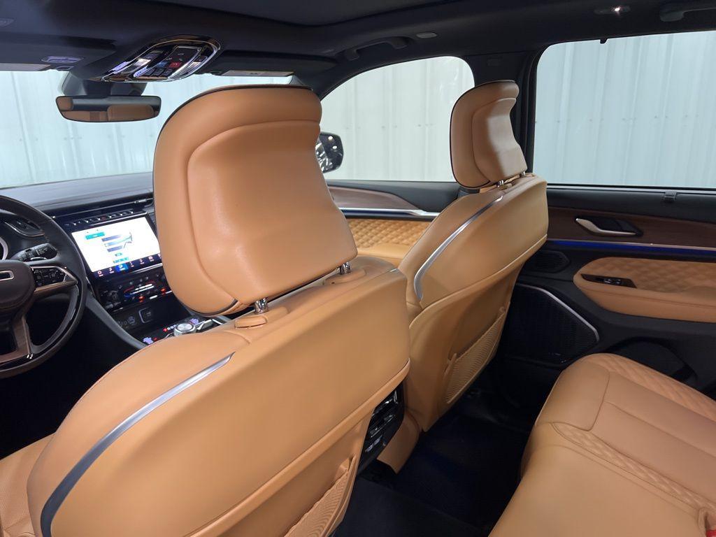 used 2024 Jeep Grand Cherokee car, priced at $50,625