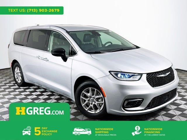 used 2024 Chrysler Pacifica car, priced at $24,998