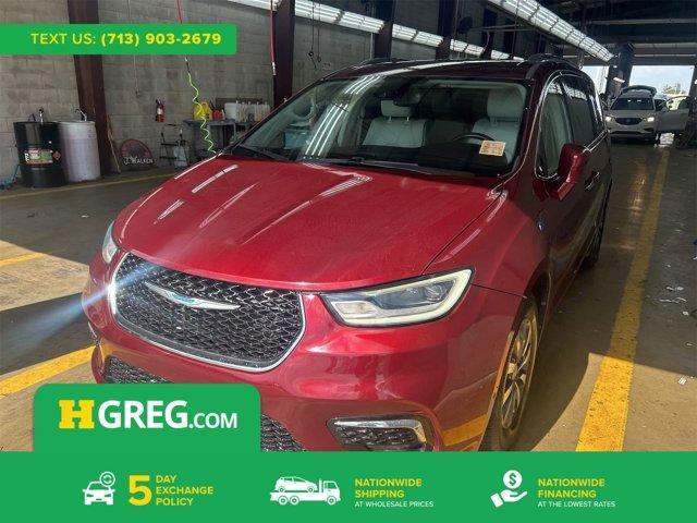 used 2021 Chrysler Pacifica Hybrid car, priced at $19,695