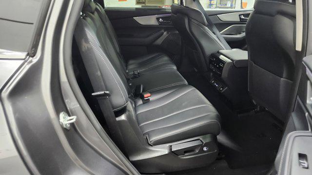 used 2023 Acura MDX car, priced at $34,900