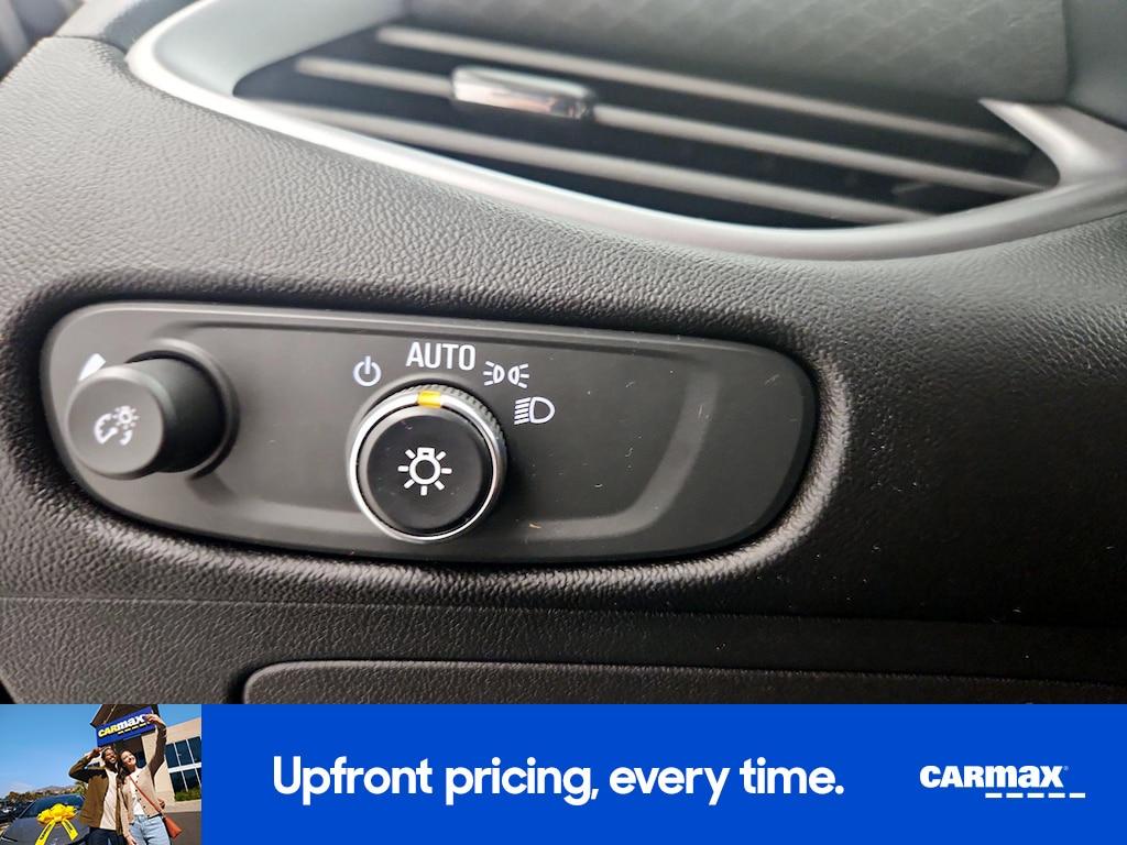 used 2023 Chevrolet Malibu car, priced at $18,998