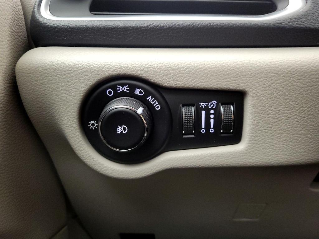 used 2017 Chrysler Pacifica car, priced at $29,998