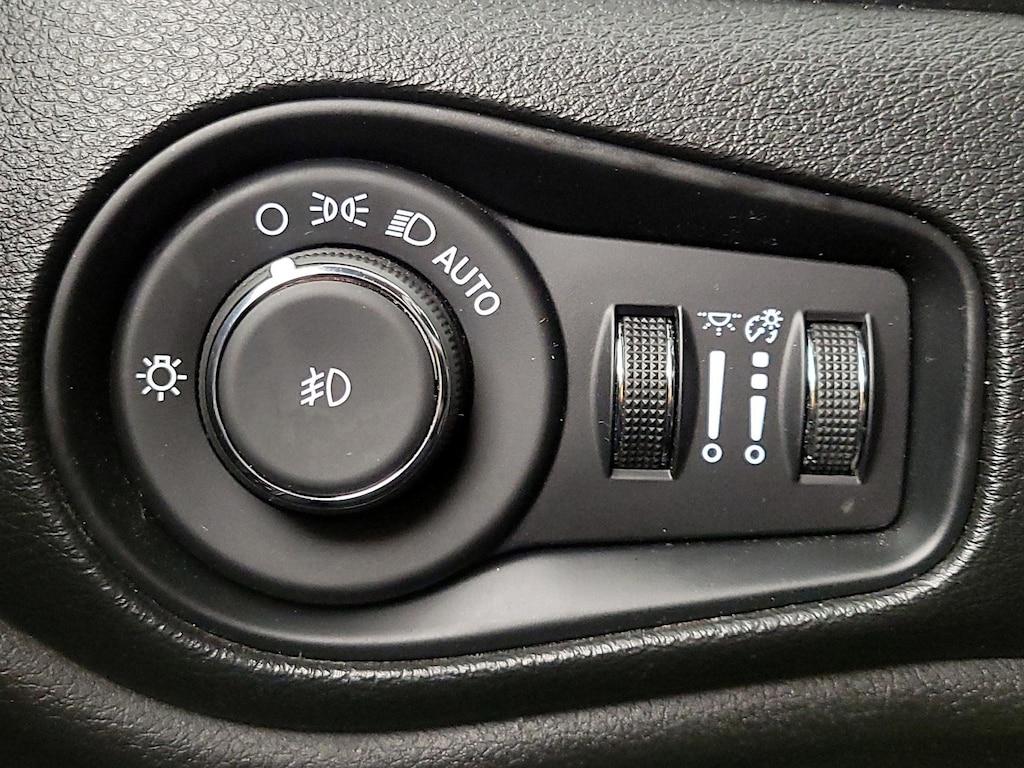 used 2021 Jeep Renegade car, priced at $15,998