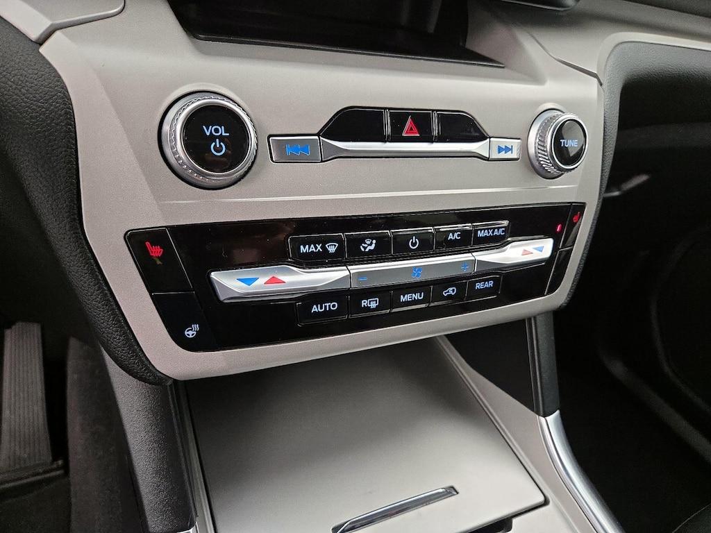 used 2024 Ford Explorer car, priced at $29,998