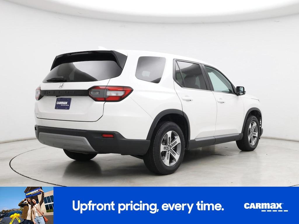 used 2023 Honda Pilot car, priced at $35,998