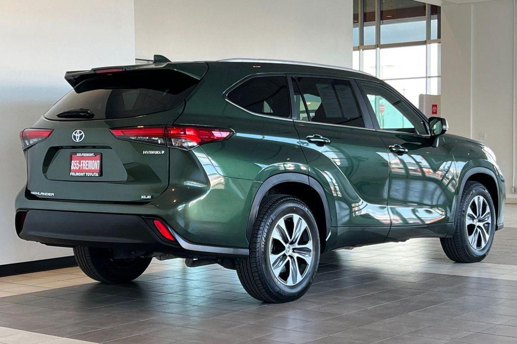 used 2023 Toyota Highlander Hybrid car, priced at $25,961