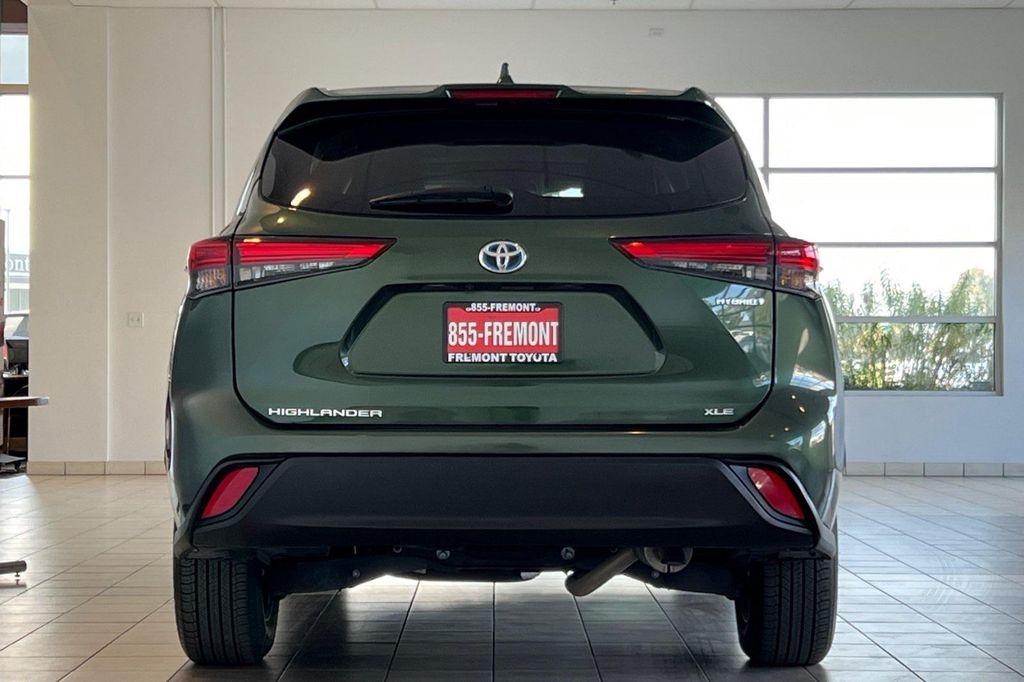 used 2023 Toyota Highlander Hybrid car, priced at $25,961