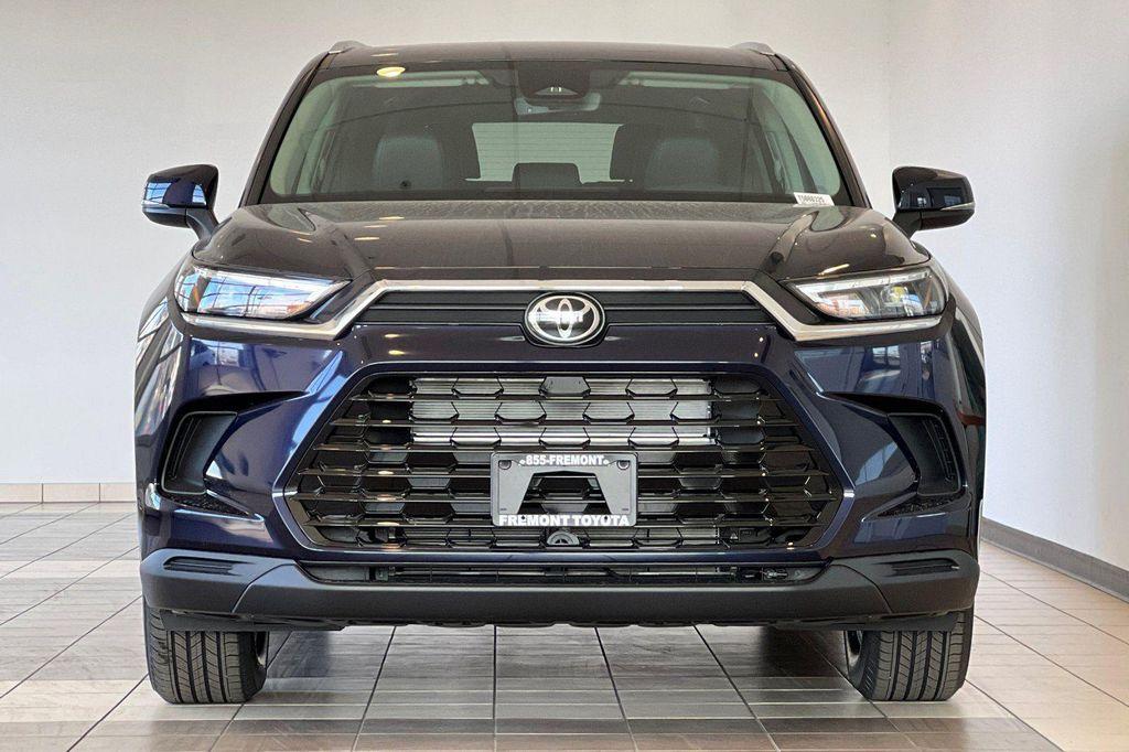 new 2026 Toyota Grand Highlander Hybrid car, priced at $56,981