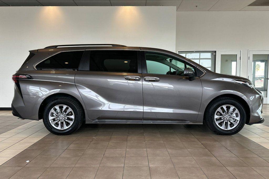 used 2024 Toyota Sienna car, priced at $39,971