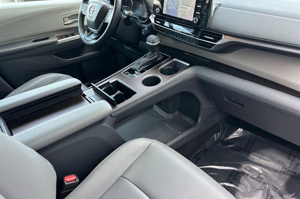 used 2022 Toyota Sienna car, priced at $43,581