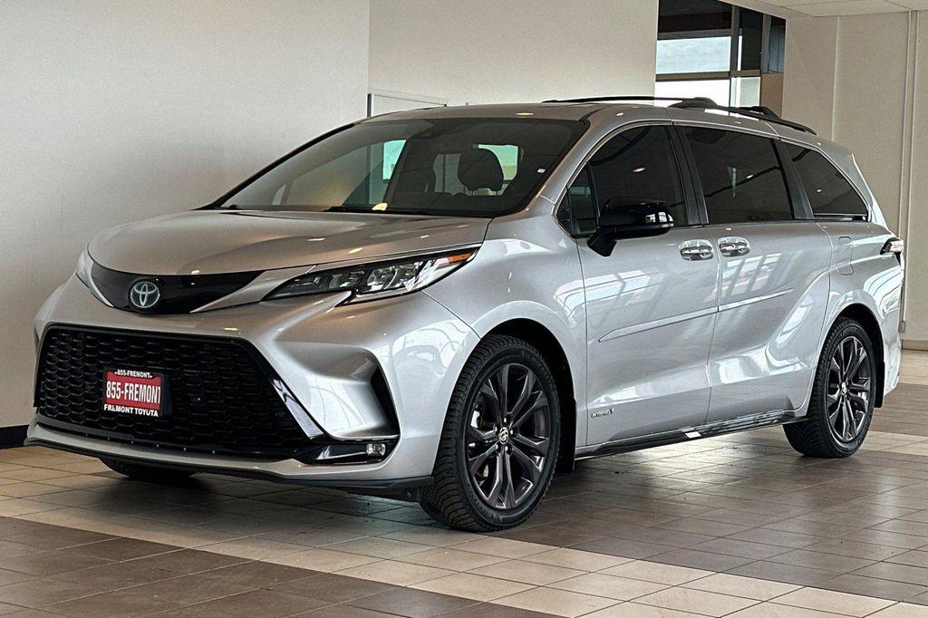 used 2021 Toyota Sienna car, priced at $31,961