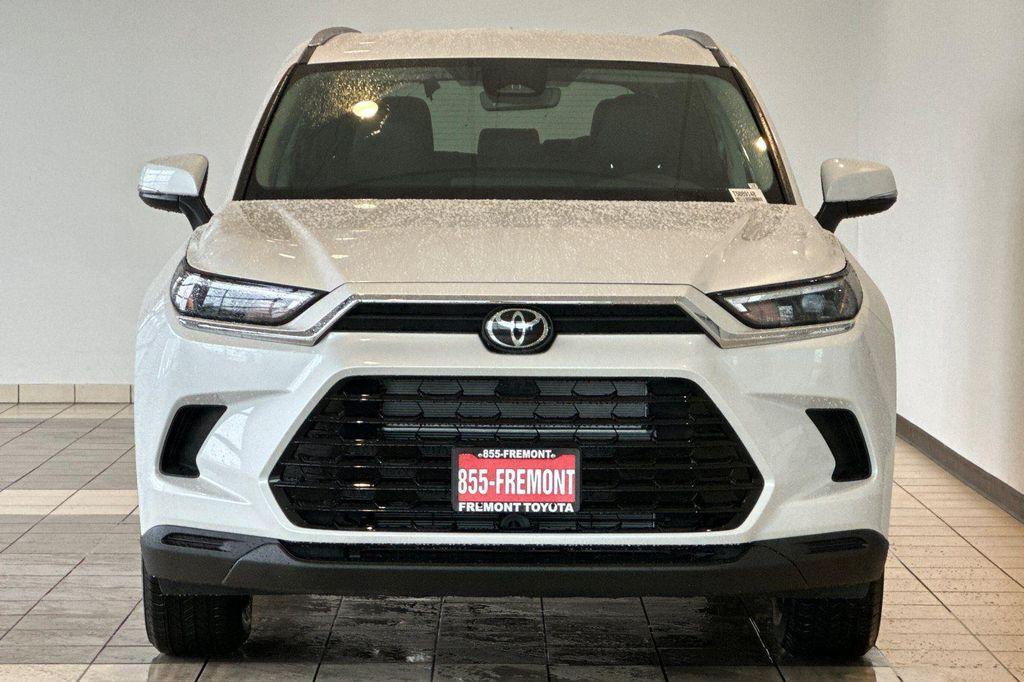 new 2026 Toyota Grand Highlander Hybrid car, priced at $58,915