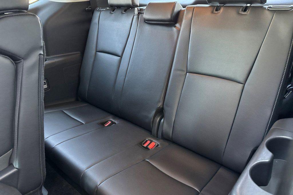 used 2025 Toyota Highlander car, priced at $51,981