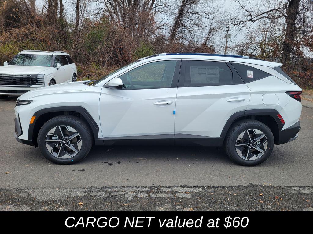 new 2026 Hyundai TUCSON Hybrid car, priced at $33,580