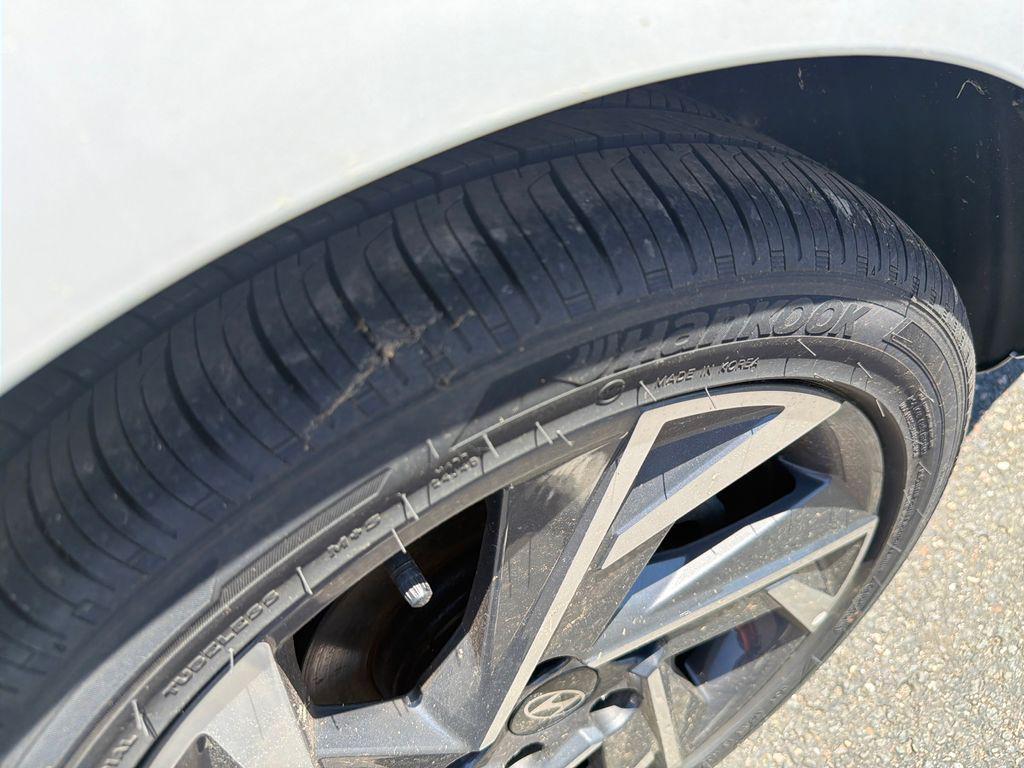 used 2025 Hyundai ELANTRA HEV car, priced at $26,414