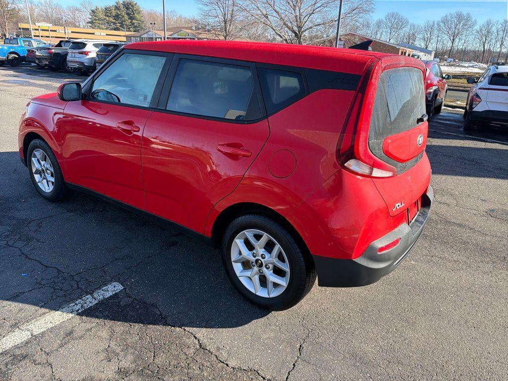 used 2021 Kia Soul car, priced at $10,495