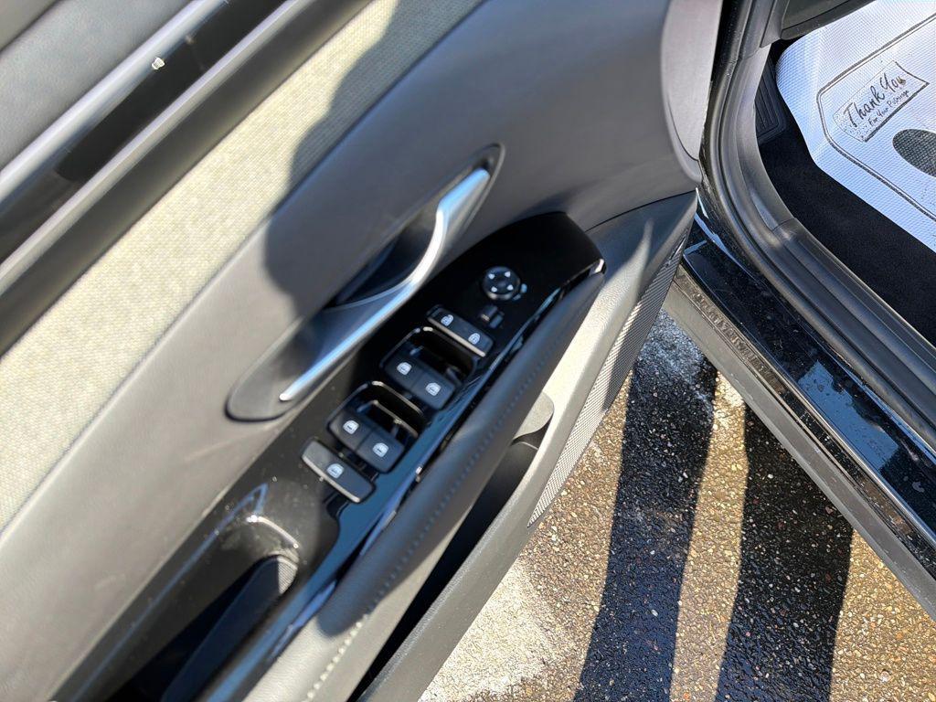 used 2024 Hyundai SANTA CRUZ car, priced at $32,285