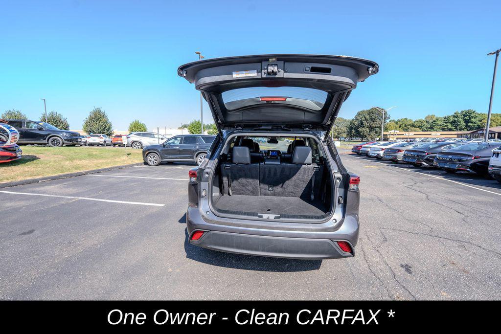 used 2023 Toyota Highlander car, priced at $35,795
