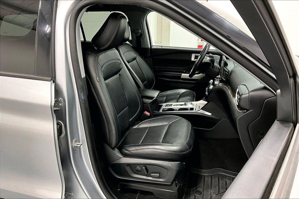 used 2021 Ford Explorer car, priced at $25,000