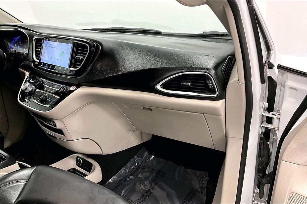 used 2023 Chrysler Pacifica car, priced at $26,900