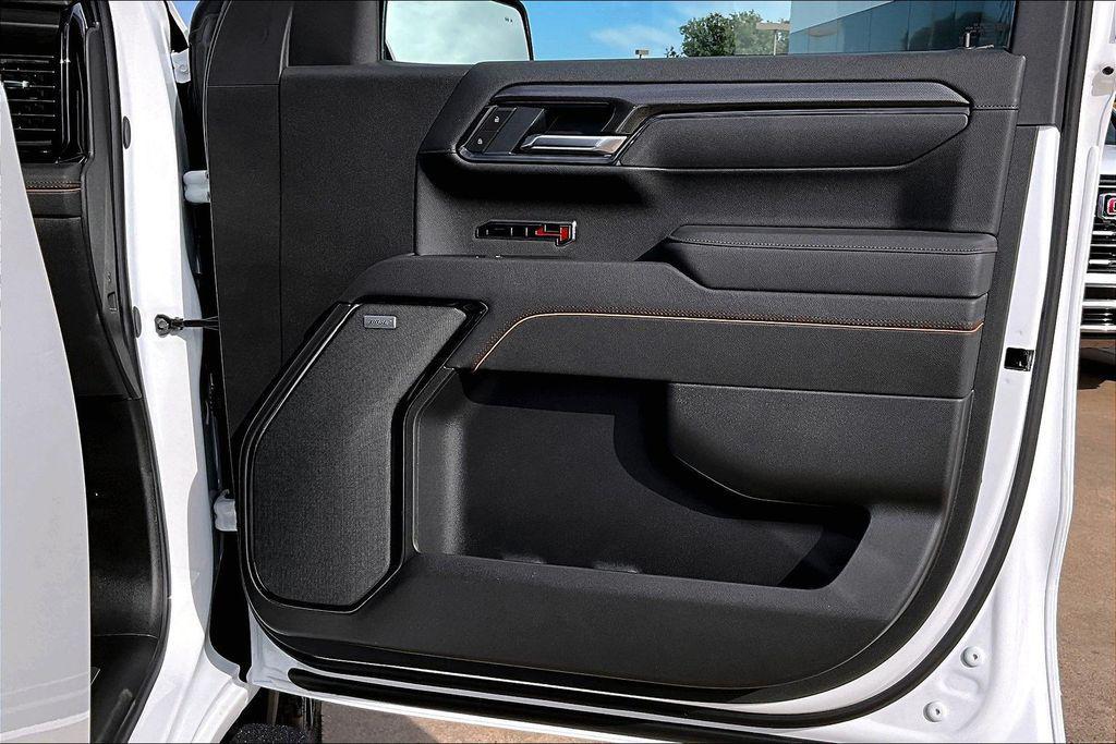 new 2026 GMC Sierra 1500 car, priced at $69,370